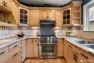 21614 SE 259th St, Maple Valley, WA 98038 - Photo 8