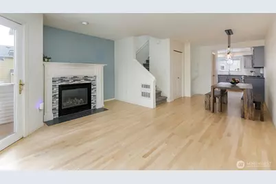 730 N 95th Street, Seattle, WA 98103 - Photo 4