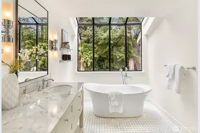 24106 NE 6th Place, Sammamish, WA 98074 - Photo 14