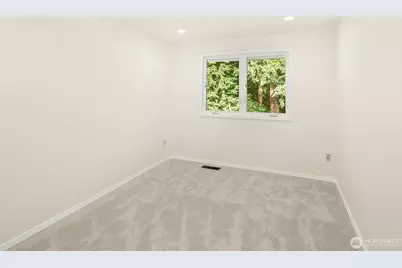 24106 NE 6th Place, Sammamish, WA 98074 - Photo 18