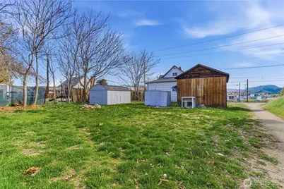 1248 S Mission Street, Wenatchee, WA 98801 - Photo 18