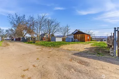 1248 S Mission Street, Wenatchee, WA 98801 - Photo 22