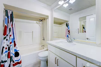 1048 S Director Street, Seattle, WA 98108 - Photo 12