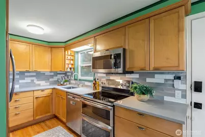 3854 48th Avenue SW, Seattle, WA 98116 - Photo 14