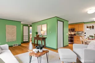 3854 48th Ave SW, Seattle, WA 98116 - Photo 10