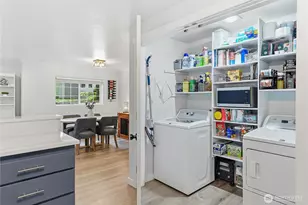 10016 NE 120th Ln, Kirkland, WA 98034 - Photo 12