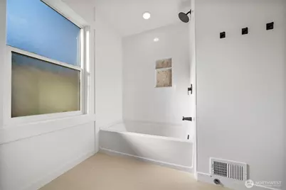 1308 19th Avenue, Longview, WA 98632 - Photo 8