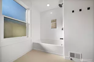 1308 19th Ave, Longview, WA 98632 - Photo 8