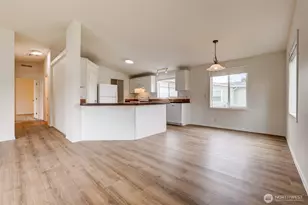 2004 95th St E, Tacoma, WA 98445 - Photo 8