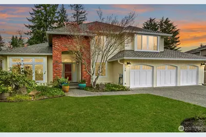 2138 221st Place NE, Sammamish, WA 98074 - Photo 2