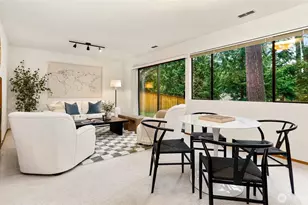 2518 Sahalee Dr E, Sammamish, WA 98074 - Photo 24