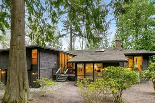 2518 Sahalee Dr E, Sammamish, WA 98074 - Photo 2