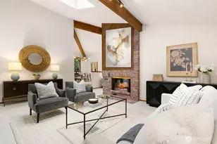 2518 Sahalee Dr E, Sammamish, WA 98074 - Photo 4