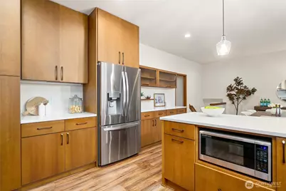 2518 Sahalee Drive East, Sammamish, WA 98074 - Photo 6