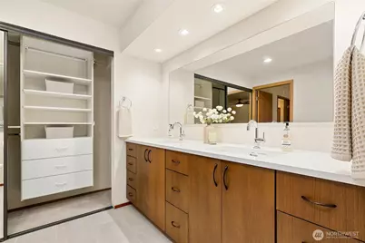 2518 Sahalee Drive East, Sammamish, WA 98074 - Photo 18
