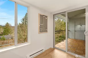 4707 W Lake Sammamish Pkwy SE, Issaquah, WA 98027 - Photo 14