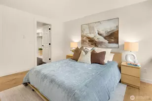 4707 W Lake Sammamish Pkwy SE, Issaquah, WA 98027 - Photo 18