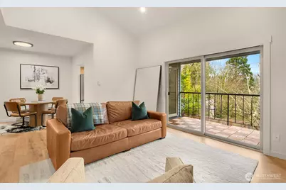 4707 W Lake Sammamish Parkway SE #d304, Issaquah, WA 98027 - Photo 8