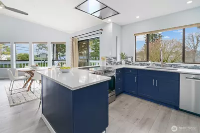 6214 NE 129th Street, Kirkland, WA 98034 - Photo 8