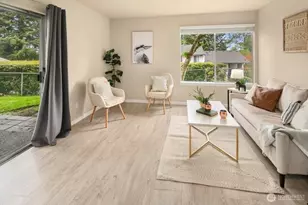 17431 Ambaum Blvd S, Seattle, WA 98148 - Photo 2