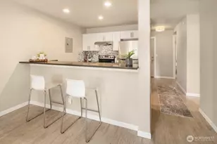 17431 Ambaum Blvd S, Seattle, WA 98148 - Photo 4