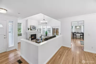 2000 Village Green Drive #16, Mill Creek, WA 98012 - Photo 6