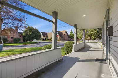 421 W Meeker, Puyallup, WA 98371 - Photo 2