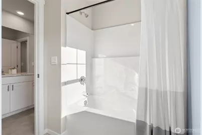 4010 Hyde Loop NE #143, Olympia, WA 98506 - Photo 6