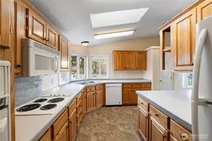 14002 70th St Ct E, Sumner, WA 98390 - Photo 22