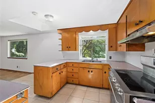 1802 22nd Ave SE, Olympia, WA 98501 - Photo 8