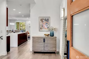 11421 NE 88th St, Kirkland, WA 98033 - Photo 2