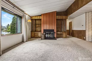 23812 Lake Dr E, Bothell, WA 98021 - Photo 10