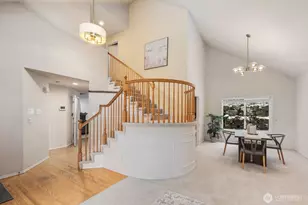 8218 126th Pl SE, Newcastle, WA 98056 - Photo 4