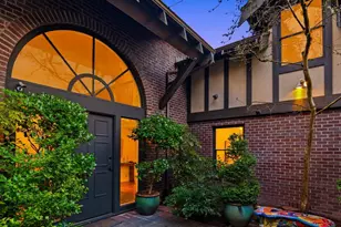 3925 NE Surber Dr, Seattle, WA 98105 - Photo 26