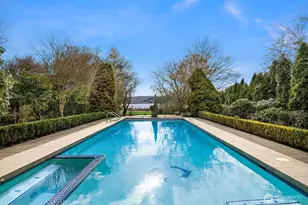 3925 NE Surber Dr, Seattle, WA 98105 - Photo 2