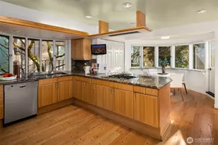 3925 NE Surber Dr, Seattle, WA 98105 - Photo 12