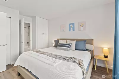 321 10th Avenue S #705, Seattle, WA 98104 - Photo 20