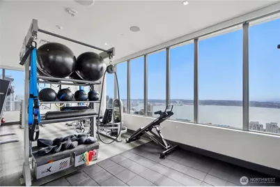 2510 6th Avenue #1010, Seattle, WA 98121 - Photo 34