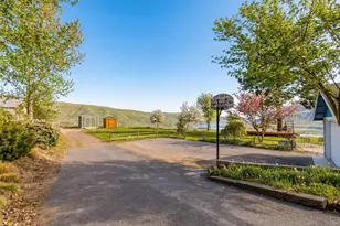 1220 S Webb Pl, East Wenatchee, WA 98802 - Photo 38