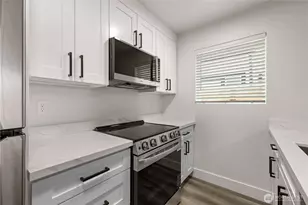 1129 Fawcett Ave, Tacoma, WA 98402 - Photo 14