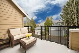 1947 NE Killian Ln, Issaquah, WA 98029 - Photo 8