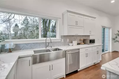 5942 21st Avenue SW, Seattle, WA 98106 - Photo 20