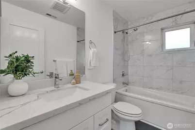 5942 21st Avenue SW, Seattle, WA 98106 - Photo 16