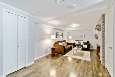 2532 NE 108th Place, Seattle, WA 98125 - Photo 16