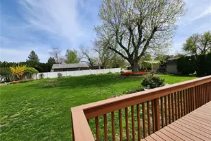 114 NE Cedar Ave, College Place, WA 99324 - Photo 22