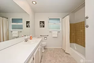 19718 12th Ave NW, Shoreline, WA 98177 - Photo 18