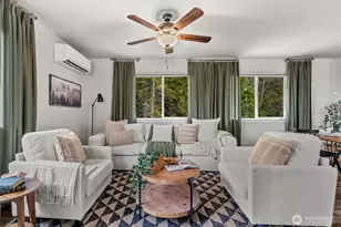 61 E Ellinor Peak Pl, Belfair, WA 98528 - Photo 8