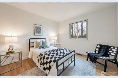 953 Field Avenue NE, Renton, WA 98059 - Photo 18