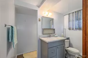 1142 Scott Ave, Bremerton, WA 98310 - Photo 22