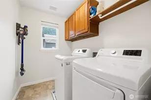 23803 SE 247th Pl, Maple Valley, WA 98038 - Photo 32